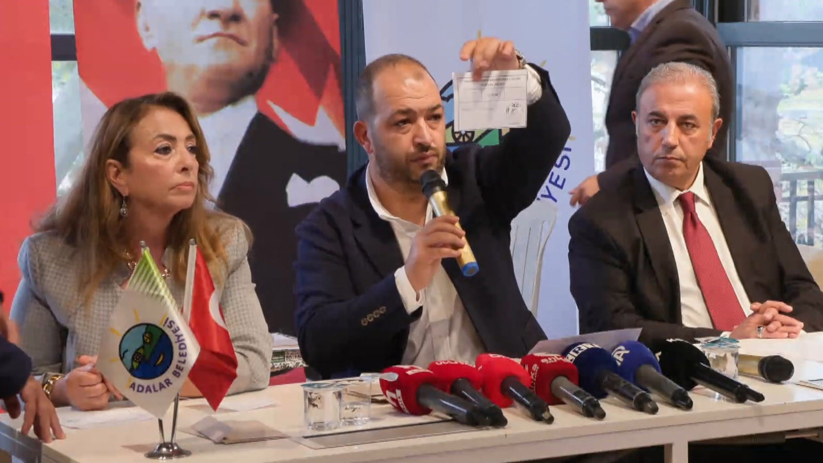Adalar Belediyesi AK Parti'ye geçti