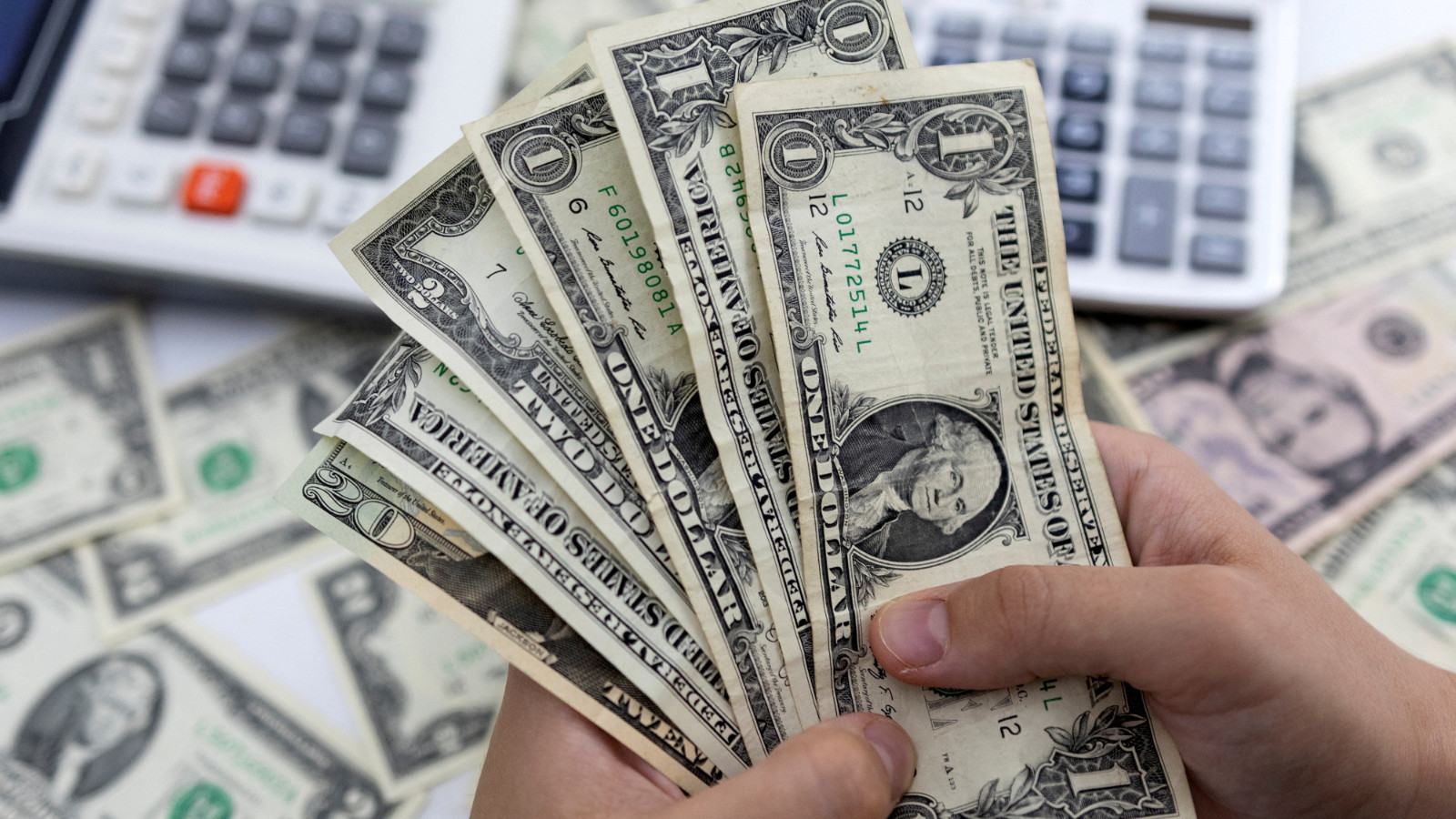 Dolar Yükseliyor: ABD-İran Görüşmeleri Merakla Bekleniyor