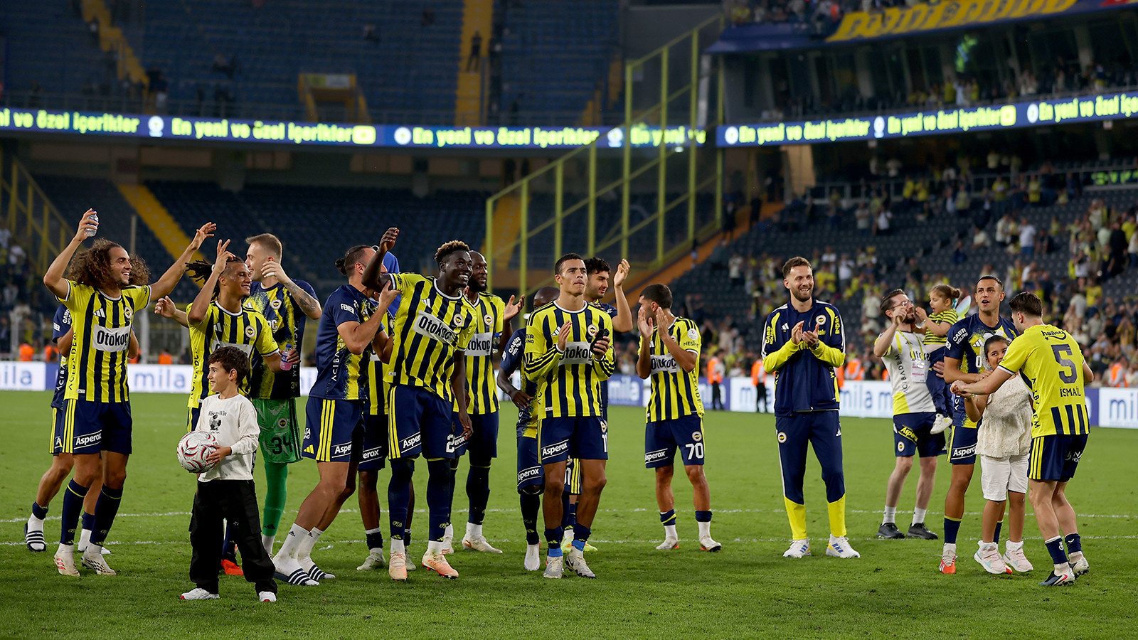 Fenerbahçe, milli arada hazırlık maçı yapacak