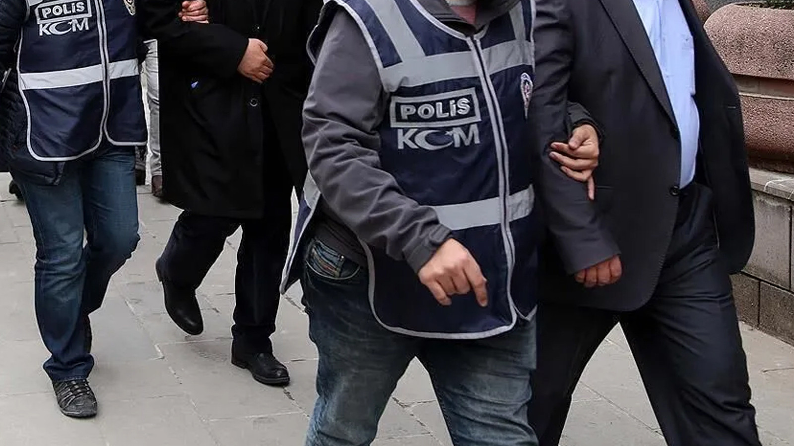 Fon soruşturmasında 6 gözaltı daha