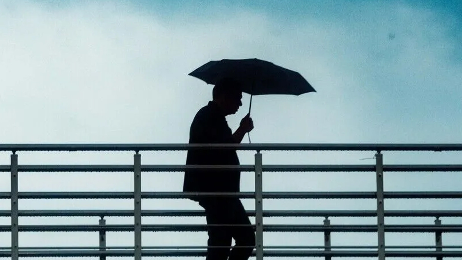 Meteoroloji'den kuvvetli yağış ve sıcaklık düşüşü uyarısı