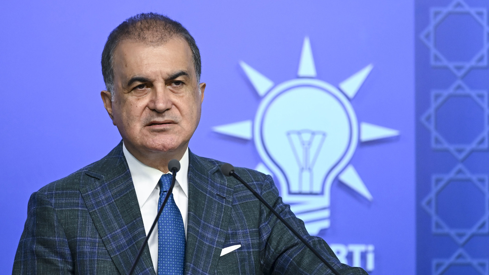 AK Partili Ömer Çelik'ten fon krizi açıklaması: Yanlış yapanlar hukuk önünde hesabını verecek
