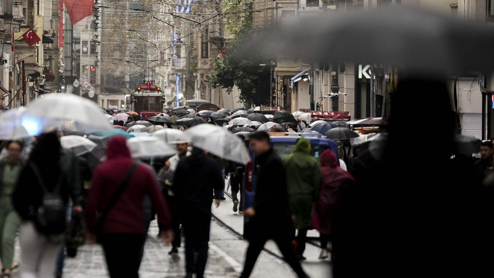 Valilikten İstanbul'a kuvvetli sağanak uyarısı