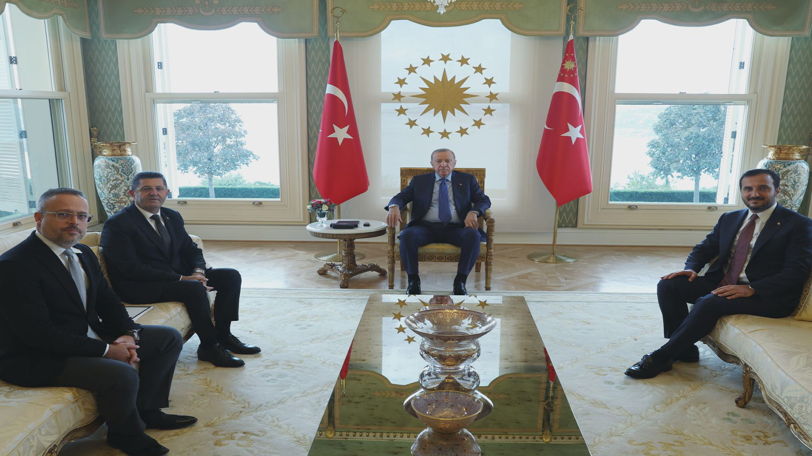 Başkan Erdoğan, Çekmeköy Belediye Başkanı Orhan Çerkez'i Kabul Etti