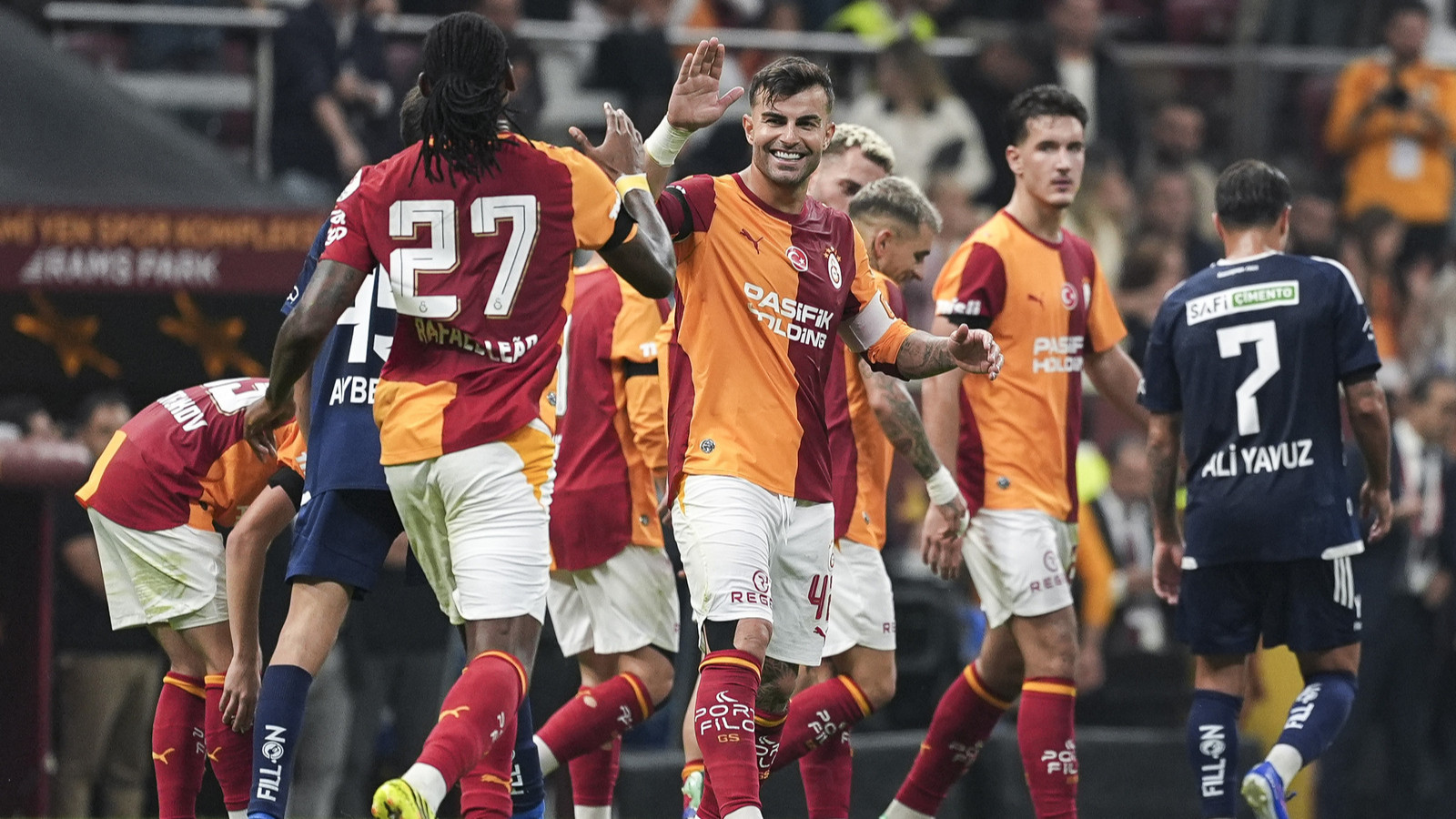 Galatasaray, Kasımpaşa’yı 3 golle devirdi
