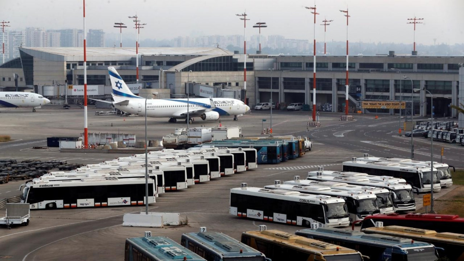 İsrail, Endonezyalı mürettebatı bulunan uçağa iniş izni vermedi