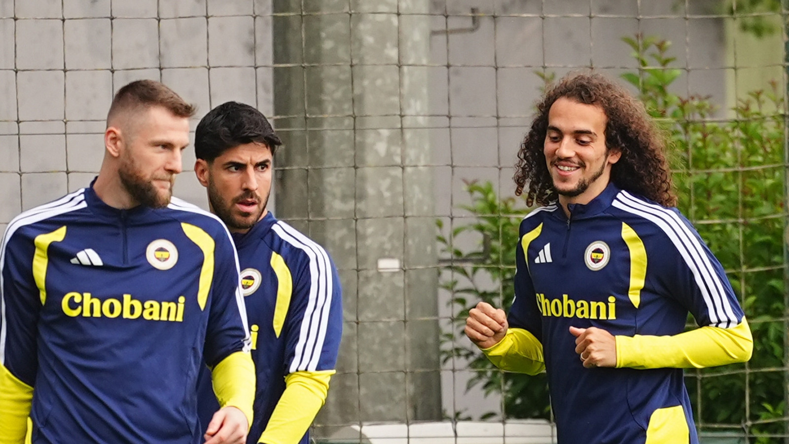 Fenerbahçe Şampiyonlar Ligi maçı hangi kanalda? Aston Villa – Fenerbahçe maçı şifresiz m?