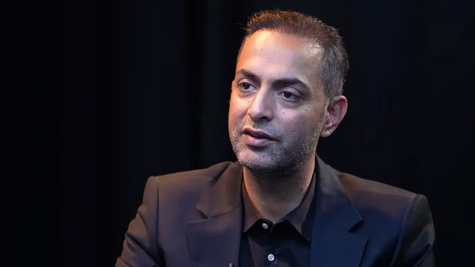 Ev hapsinde olan Gazeteci Murat Ağırel gözaltına alındı!