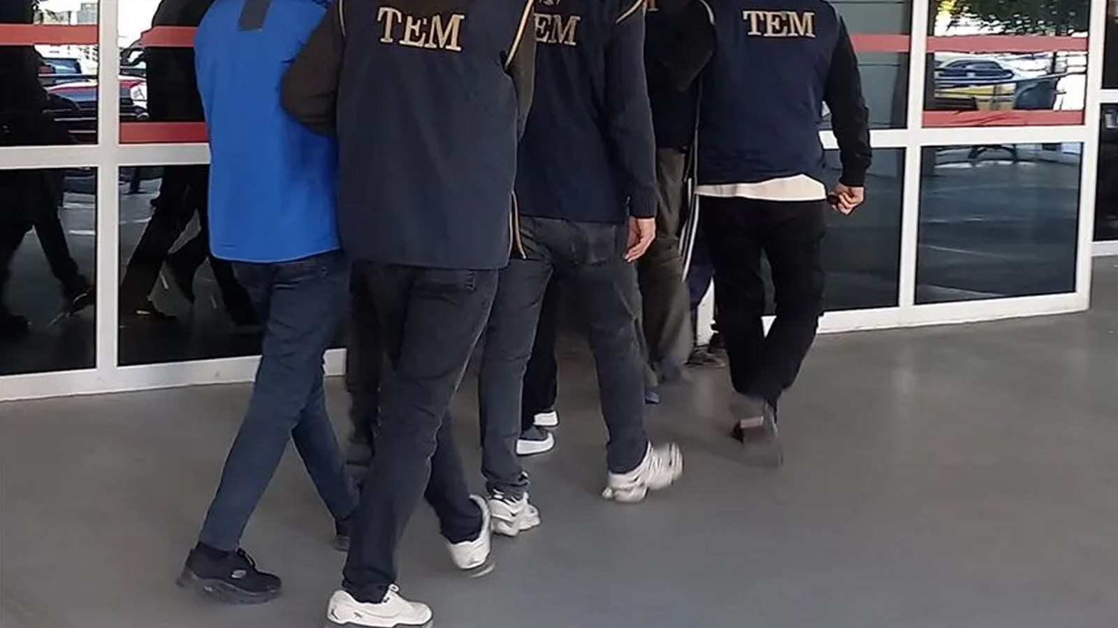 İstanbul’da FETÖ’den 19 gözaltı