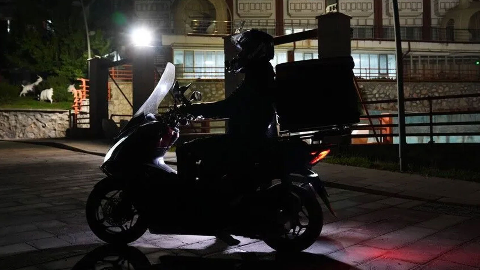 Kocaeli’de motosiklet sürücüleri ve motokuryelere olumsuz hava engeli