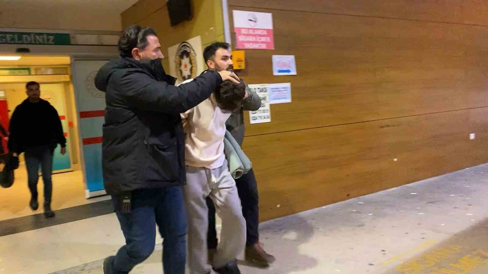 Bursa’da kız meselesinde kan aktı: 1 ölü, 2 yaralı