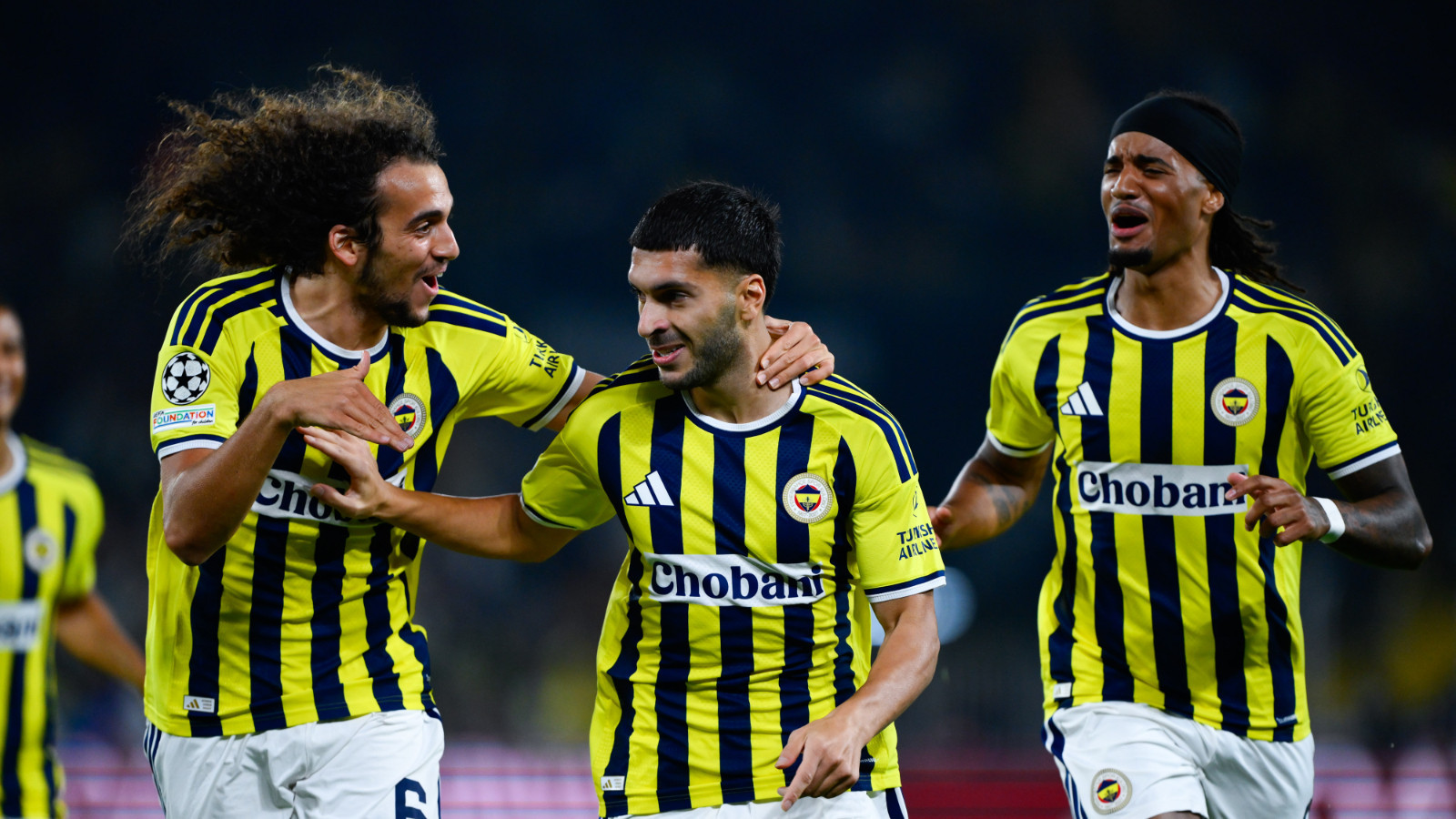 Fenerbahçe, Şampiyonlar Ligi'nde Slavia Prag'ı konuk ediyor