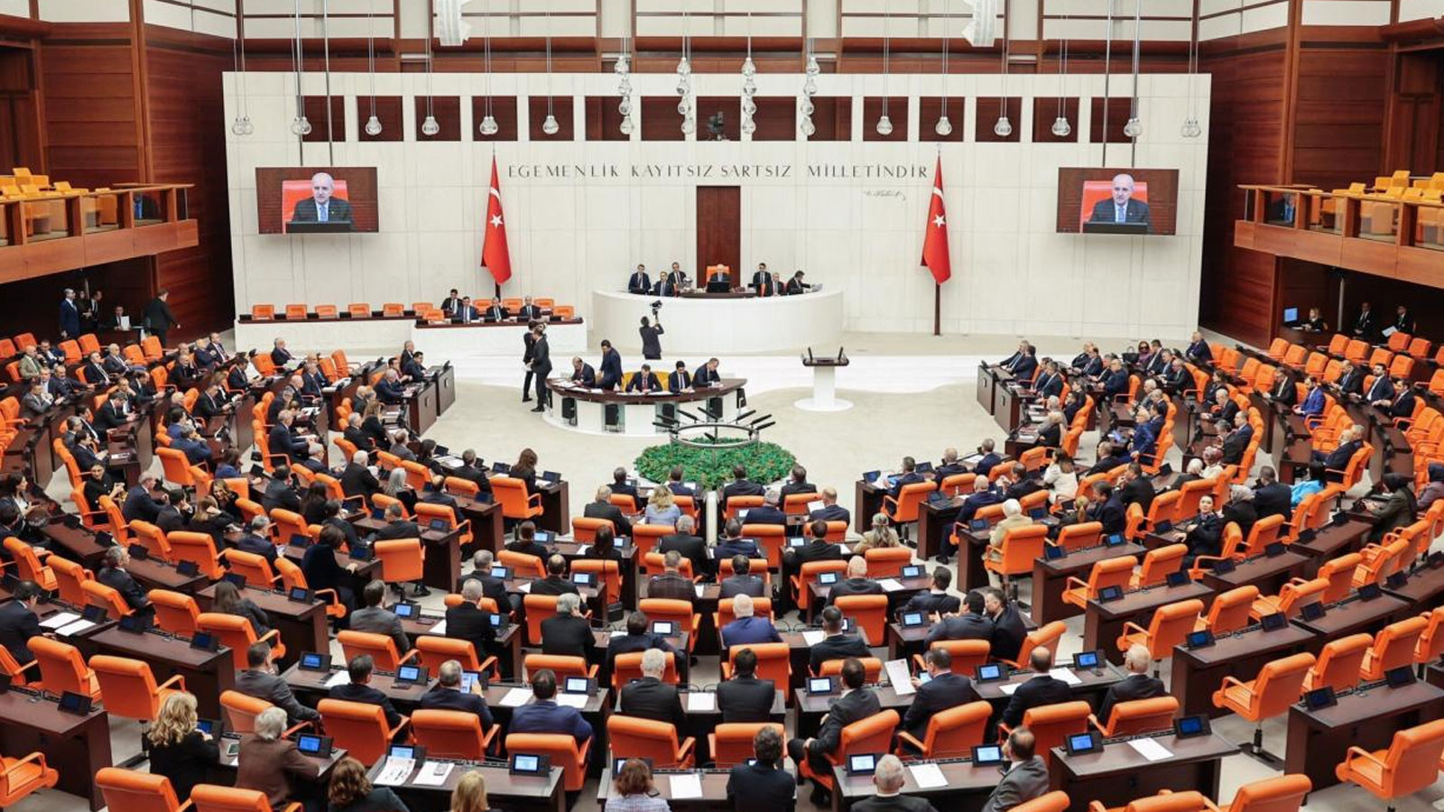 TBMM Genel Kurulu'nda tasfiye kararı verilen fonlara ilişkin kanun teklifi kabul edildi