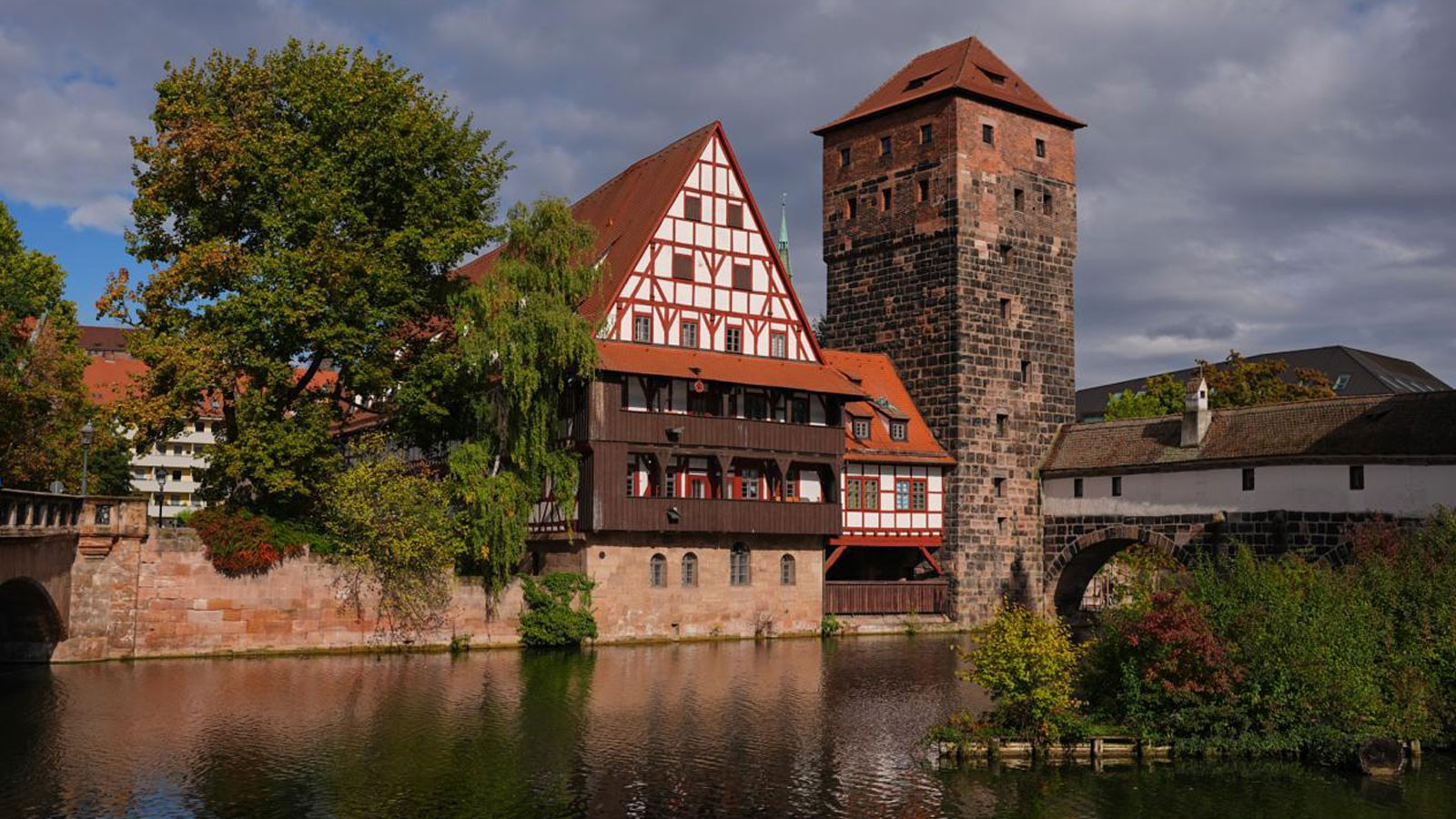 Nürnberg: Orta Çağ'dan Tarihi İzlerine Bir Yolculuk