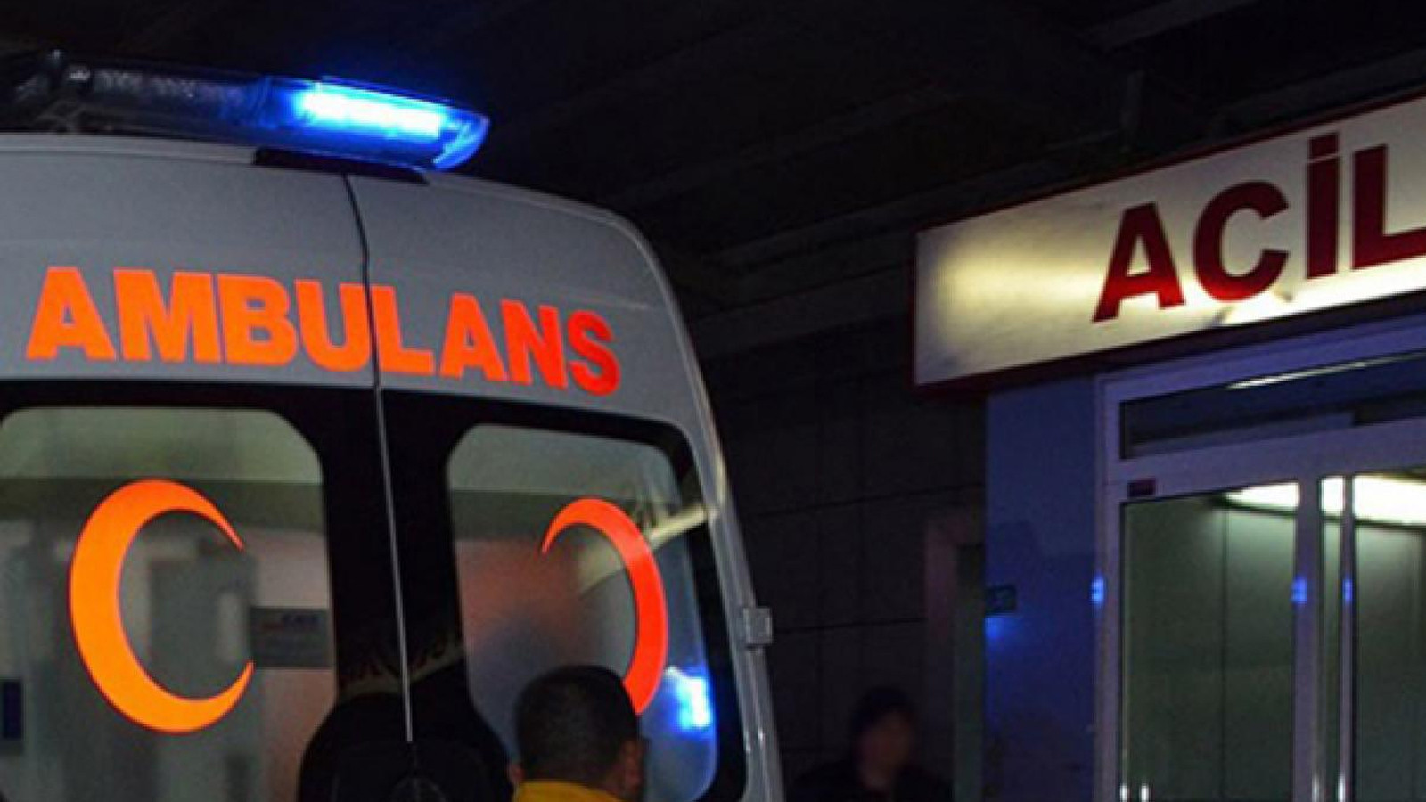 Ankara Polatlı'da kafa kafana çarpışan otomobillerde 3 ölü, 4 yaralı