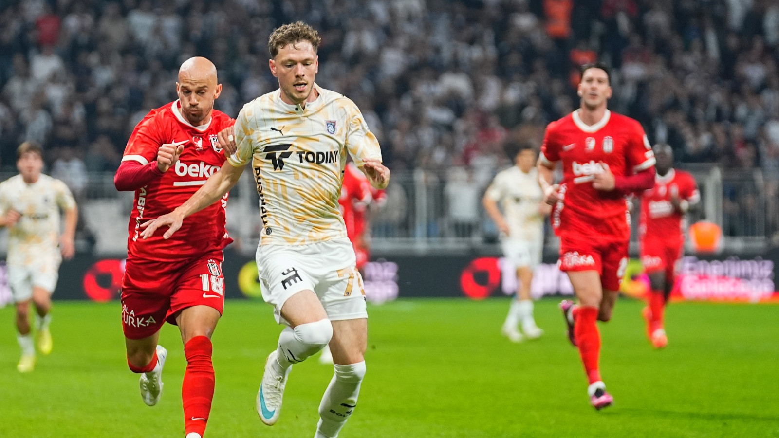 Beşiktaş, Başakşehir'i 2-0 Yendi