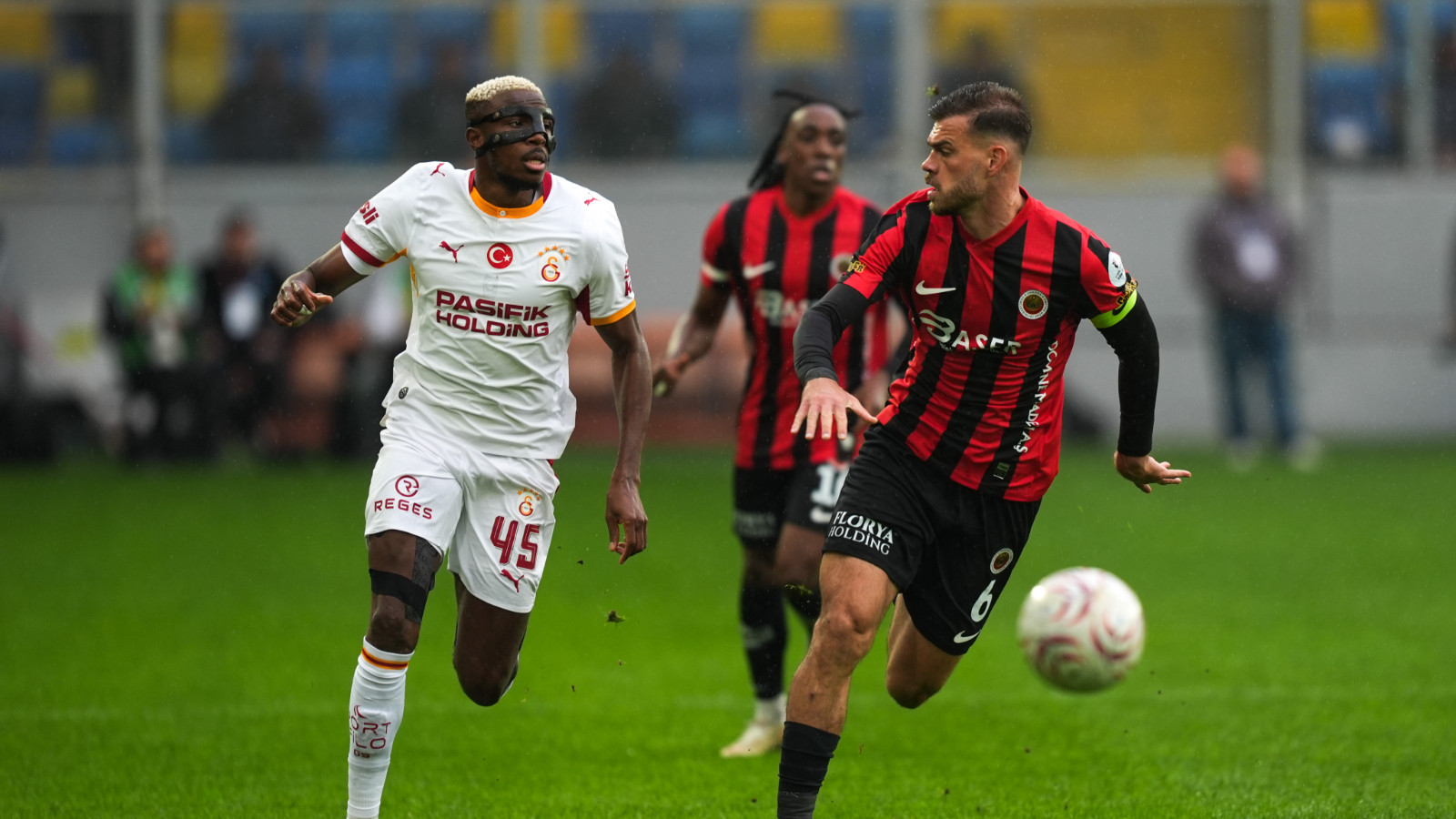 Çapraz bağları kopan Dimitrios Goutas, sezonu kapattı