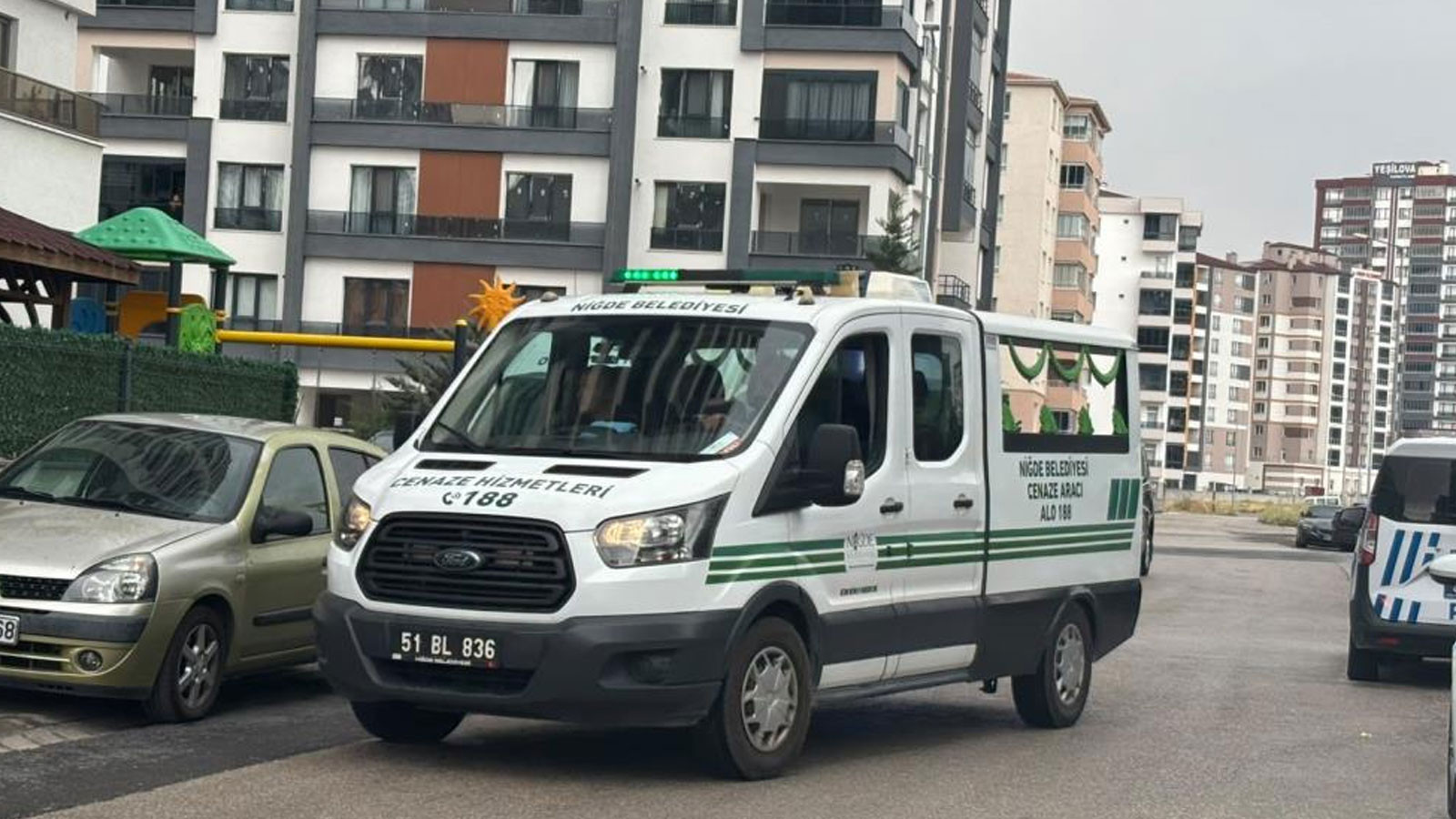 Niğde'de 22 yaşındaki kadın çatı katında ölü bulundu