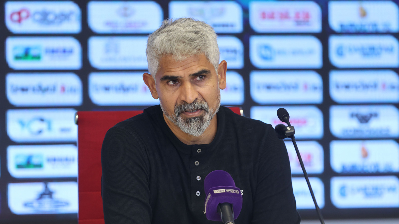 Sivasspor Teknik Direktörü İsmet Taşdemir Görevinden Ayrıldı